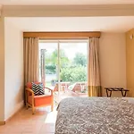 Birdsong Sol Village Apartman *